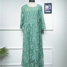 四川威遠縣新店絲綢有限責任公司 匠心織就絲路新篇章